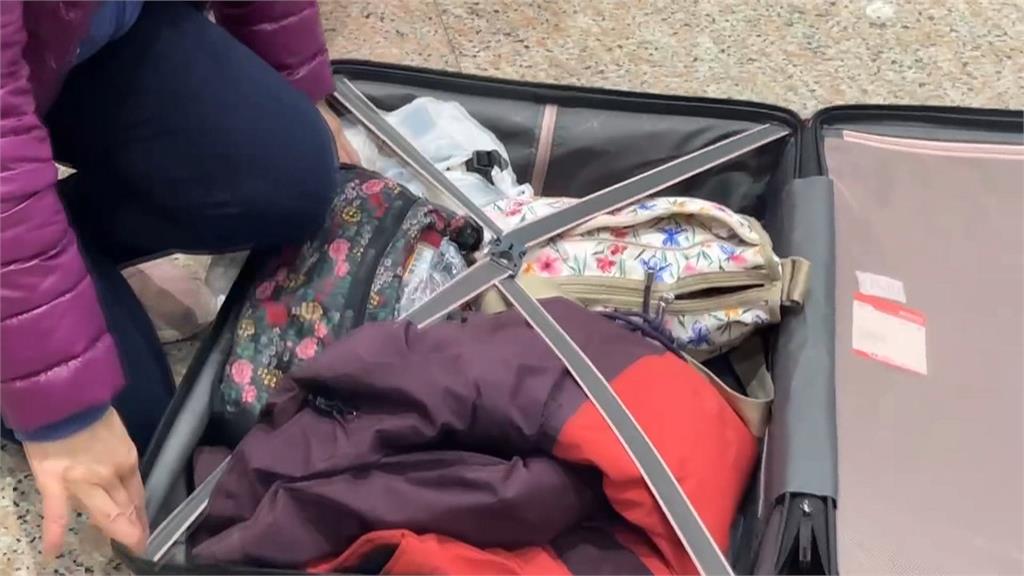 挪威極光之旅遇飛機大延誤 全團一半行李沒跟上