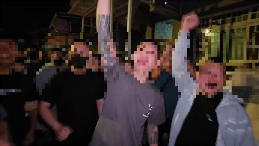 中壢少年遭拖行、踹頭！惹火600人圍廟抗議　武和宮主道歉了：兒僅在旁嬉鬧