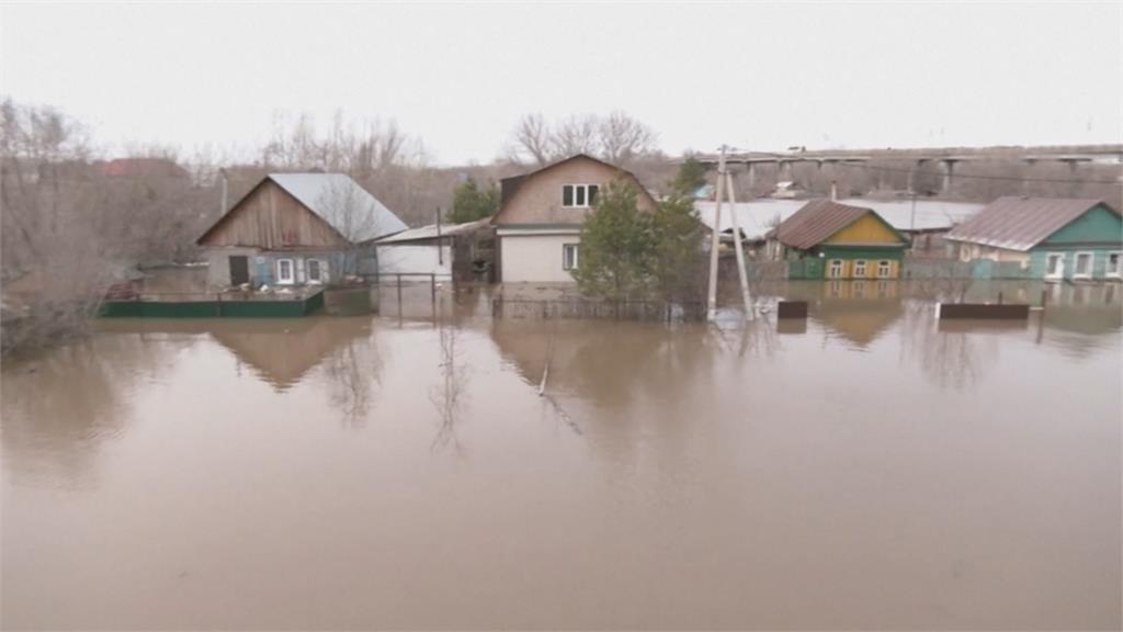 最慘洪災淹沒12萬棟房屋　俄撤數千人！災民轟慢半拍