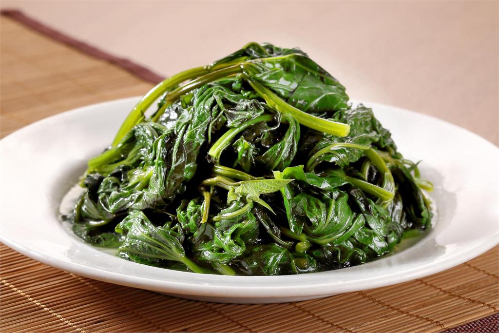 快新聞／市場一斤賣25！鼎泰豐「這道平民青菜」飆350元　網驚：情侶吃會吵架