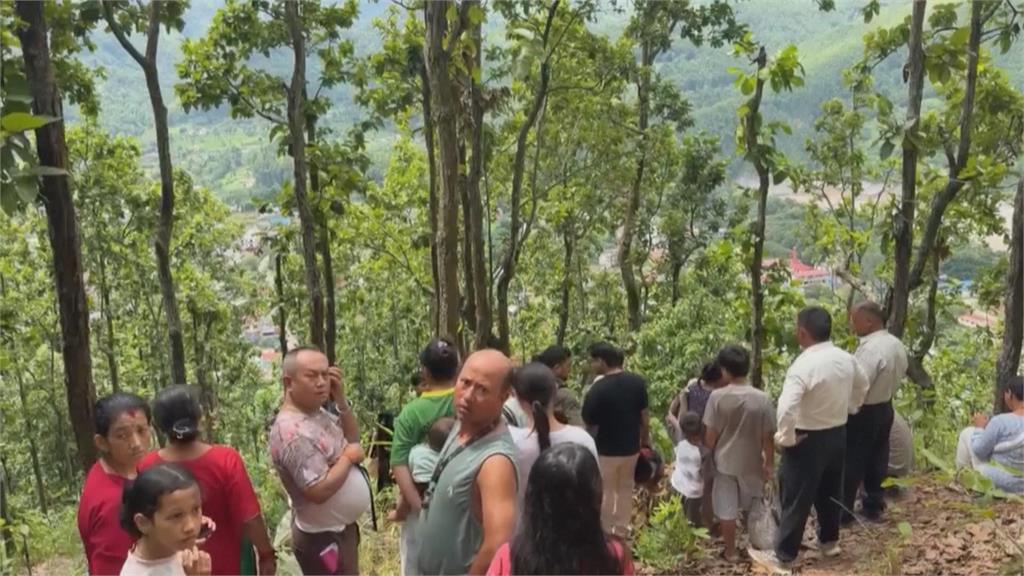 中尼邊境堰塞湖昨溢流潰決 專家估恐有第三次洪峰!