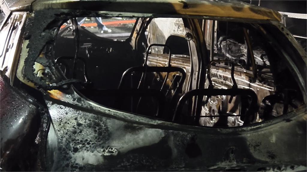 五股私人停車場火燒車　旁車遭波及燒毀9車