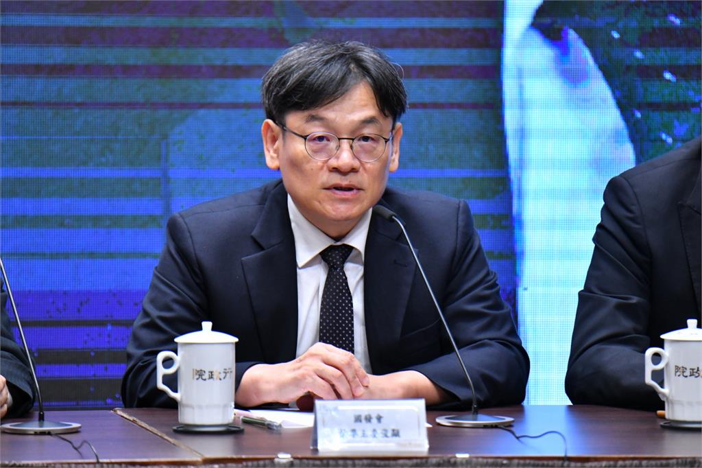快新聞/林宜敬掌數位部拚打詐 卓揆:更快提出好技術與詐團鬥智