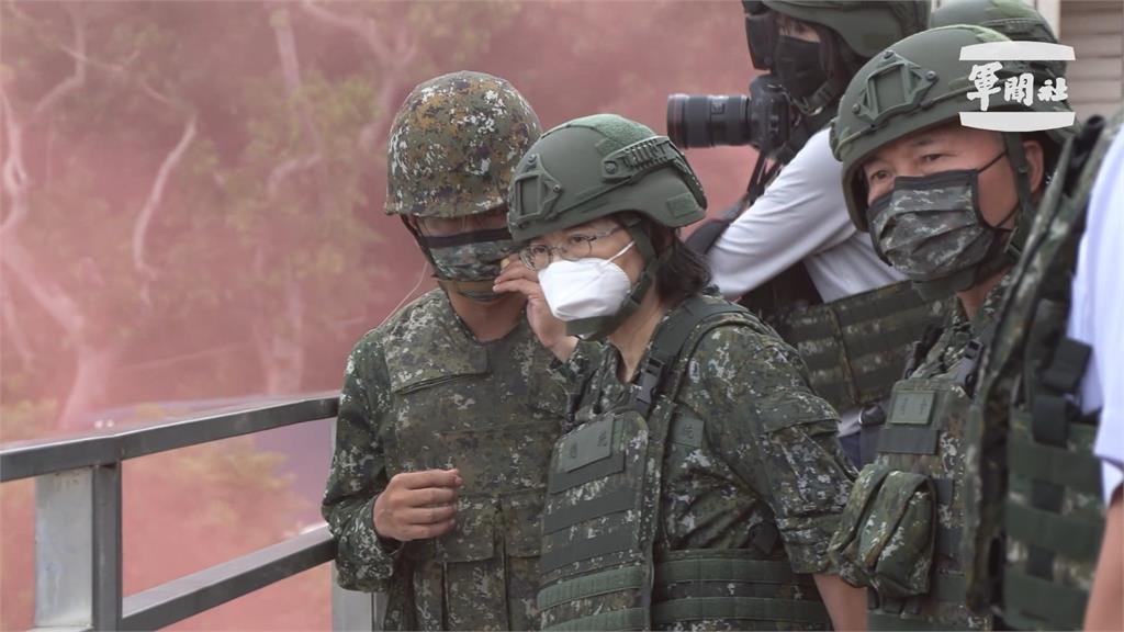 漢光軍演模擬中軍攻打煉油廠　總統確診後首度現身視察