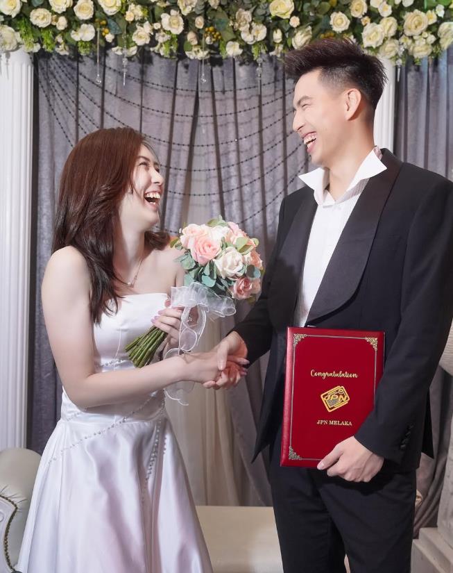 羽球(影)／日「空靈女神」大堀彩新娘超美！遵華人傳統下嫁大馬好手王耀新影片曝