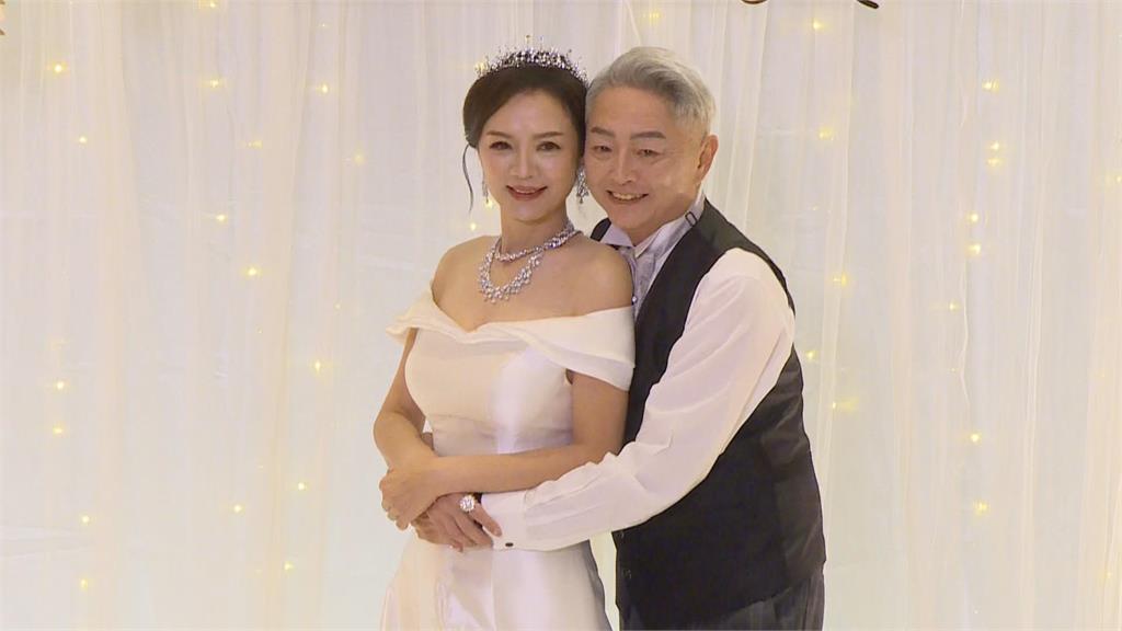 快新聞／高欣欣、李國超愛情長跑20年　眾星齊聚「見證世紀婚禮」