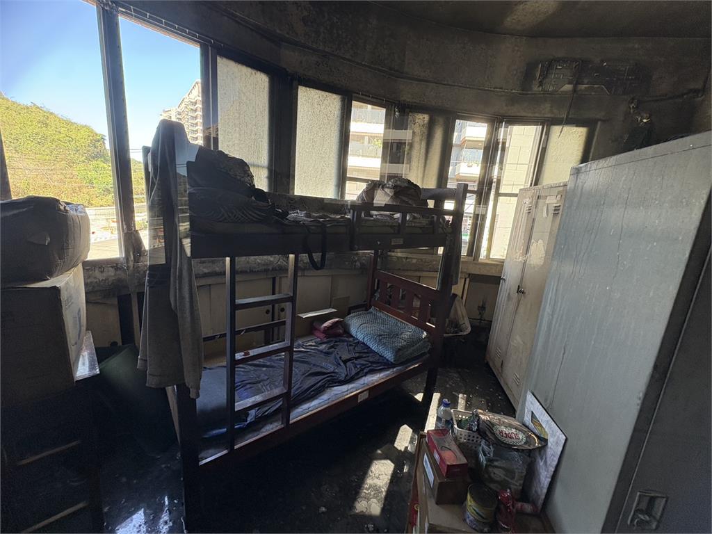左營消防隊"寢室起火"! 疑電線走火竄濃煙"急灌救"