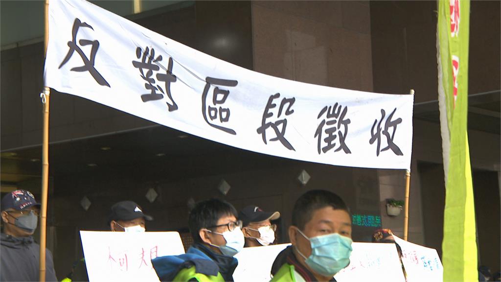 不滿柯文哲拋區段徵收非原改建 社子島自救會喊「柯規蔣不隨」