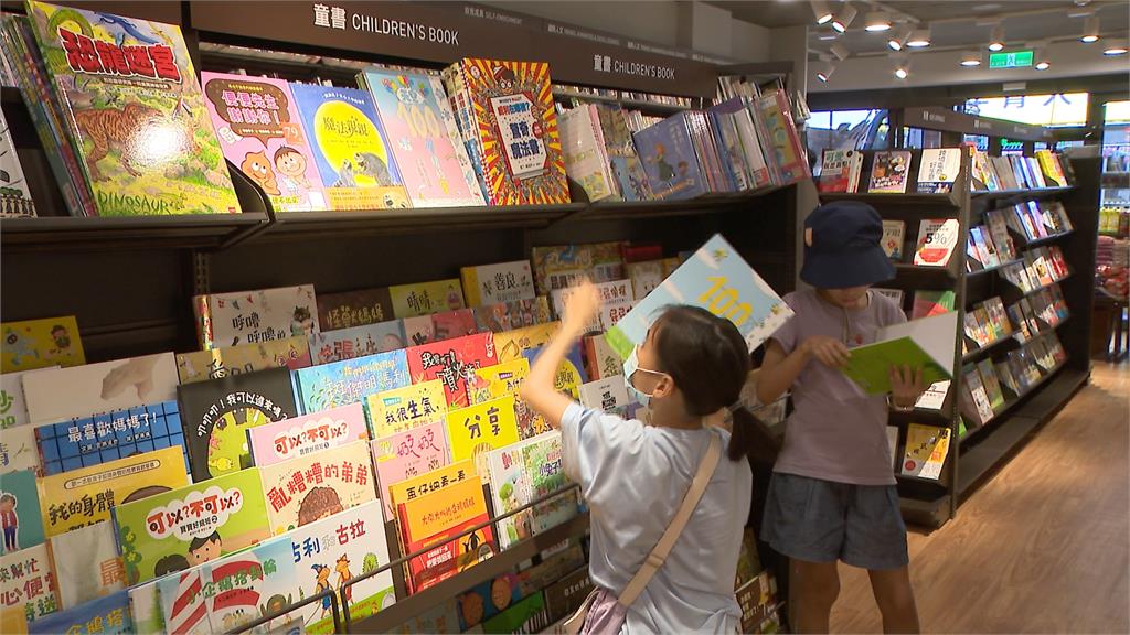 社區複合式書店插旗淡水商圈　吸引人潮上門成最大挑戰