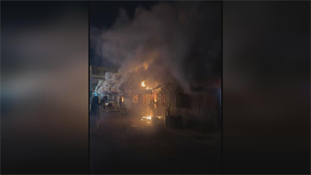 民宅大火延燒4戶 阿讚爌肉飯遭波及今休店1天