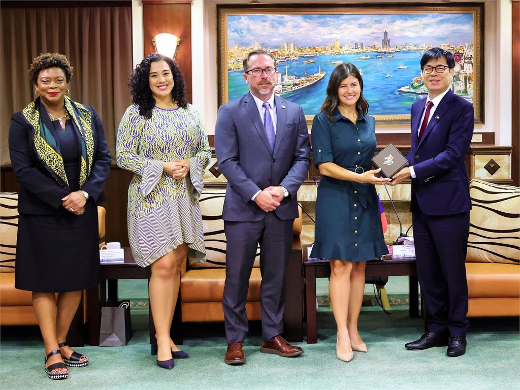 快新聞/美國佛州議會訪團拜會高雄市府 陳其邁:感謝通過友台決議案