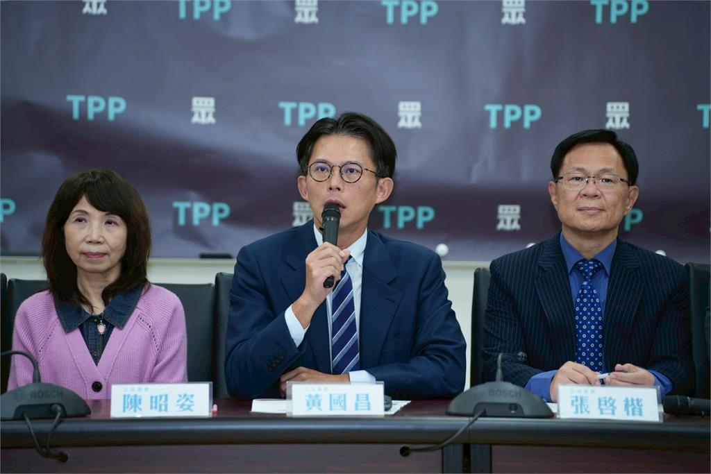 快新聞/蘇巧慧轟助理費除罪化 翁震州揭黨團協商紀錄控:白營「非誤刪」婚喪補助