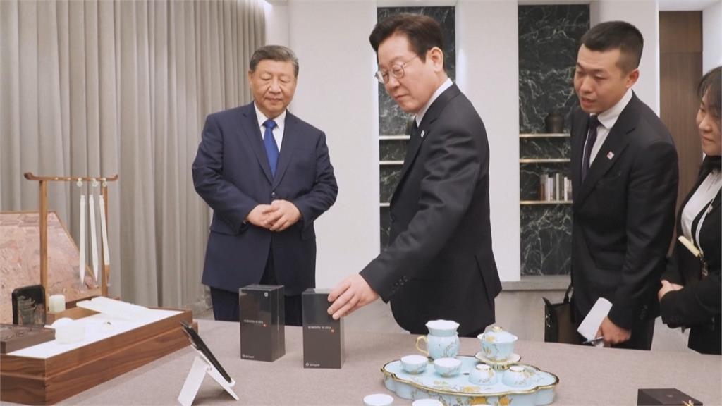 獲習近平贈送「小米手機」　李在明竟當面問：通訊安全嗎