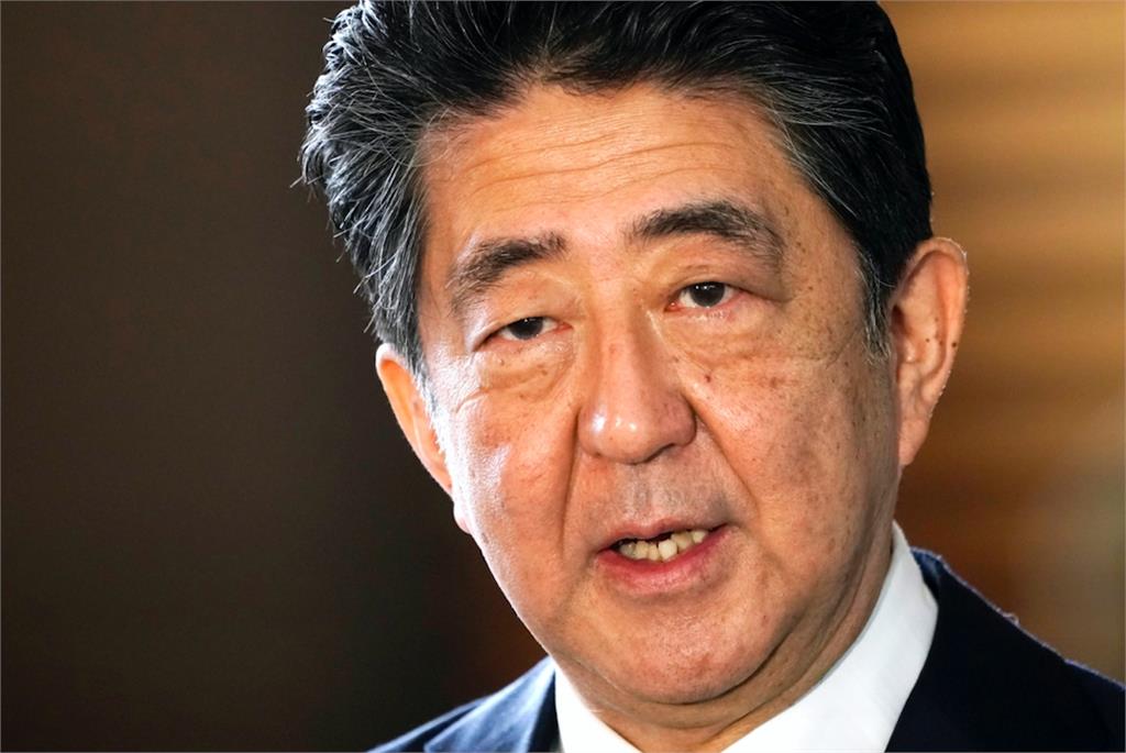 《時代》雜誌以安倍晉三「黑白遺像」為封面　悼念在位最久的日本首相