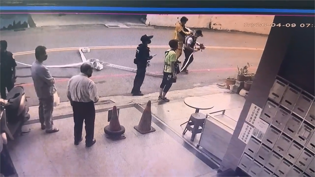 快新聞/電線上有松鼠!高雄變電箱突爆炸釀火災 附近居民揪兇手「是牠」