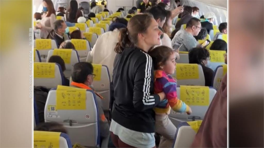 獨家/飛日本選位秘訣「左去右回」俯瞰富士山 機師:恐埋飛安隱憂