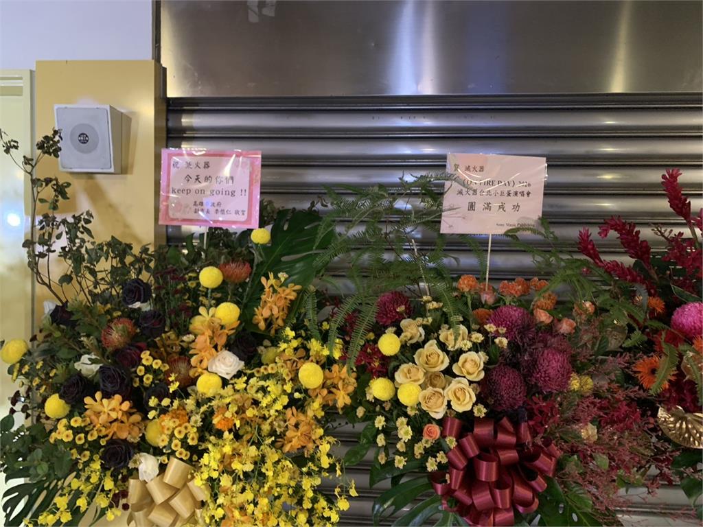快新聞／楊大正激動淚崩！滅火器攻蛋DAY2萬人感動　宣布12/12再登高雄巨蛋
