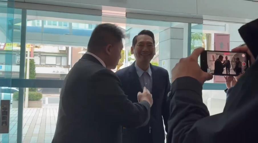 快新聞／藍營宜蘭縣長初選有心結？張勝德不出席新春團拜　吳宗憲急解釋了