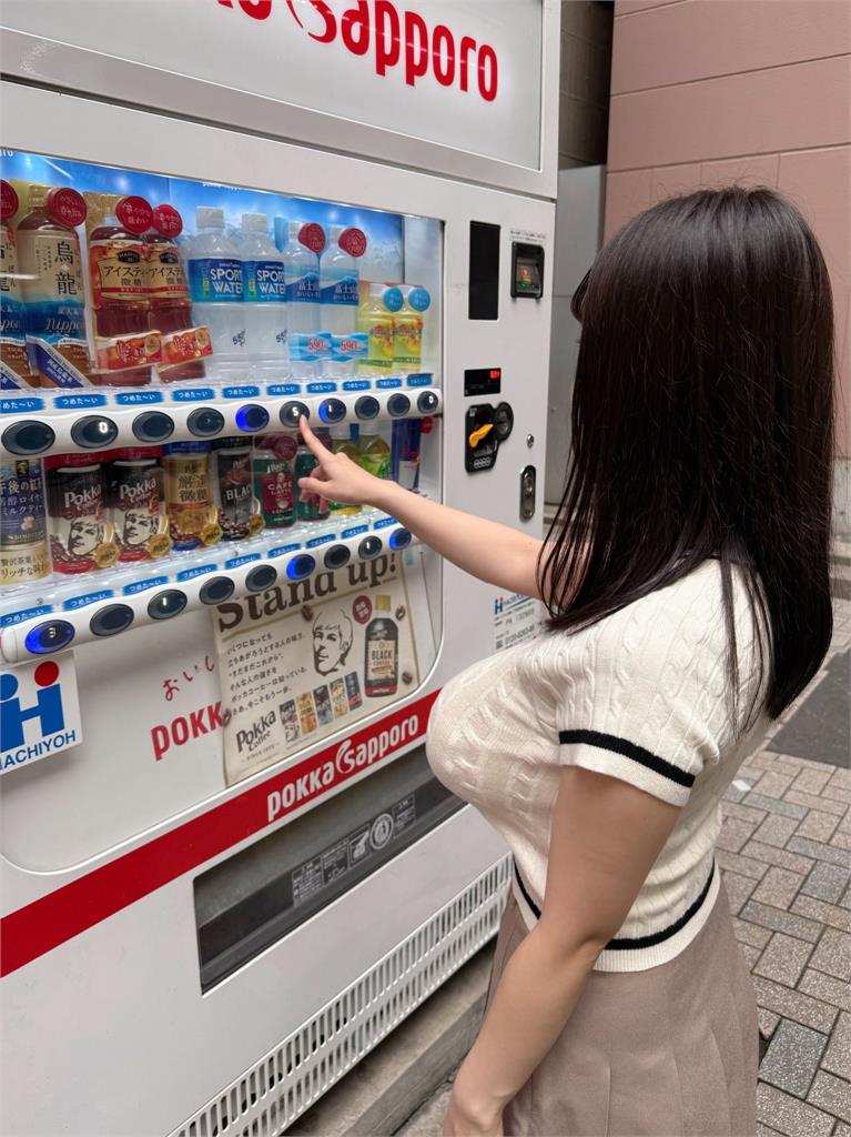 日正妹因「太大了」偶像選拔被淘汰!官方認毀團隊形象「她難過曬圖」