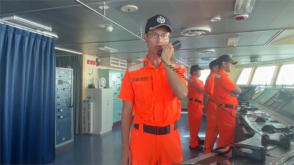 快新聞／中國真的入侵了！台灣急派艦艇「捍衛限制水域」畫面流出　海巡署開嗆