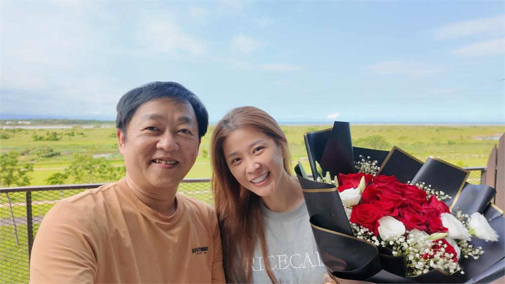李燕再婚2周年!曬老公手寫情書曝夫妻「愛稱」…她感性告白:得來不易