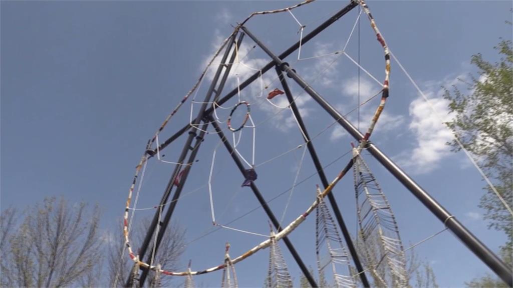 超大捕夢網　5層樓高挑戰金氏世界紀錄