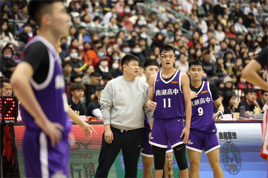 HBL/決勝節27:8打爆對手!衛冕軍南山擊退南湖晉級 9日與松山爭冠
