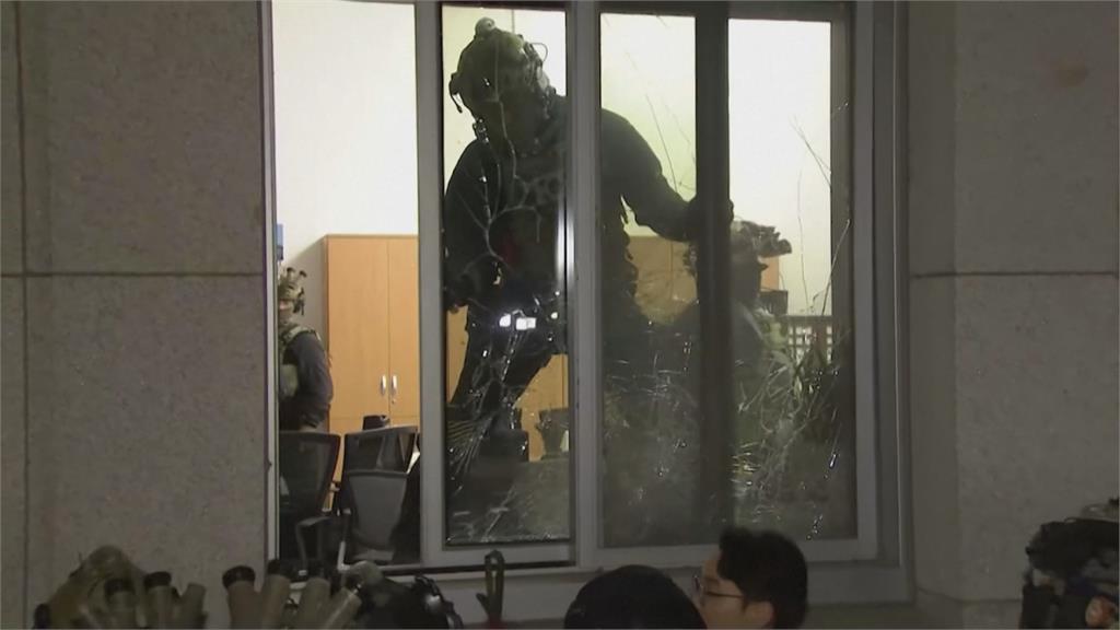 南韓戒嚴奉命突襲國會 707特種部隊稱「被前防長利用」