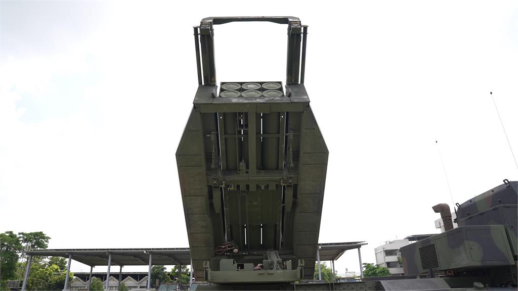 直擊陸軍「新戰神」海馬士震撼登場！跨海「精準獵殺」展現拒敵於境外的強大戰力