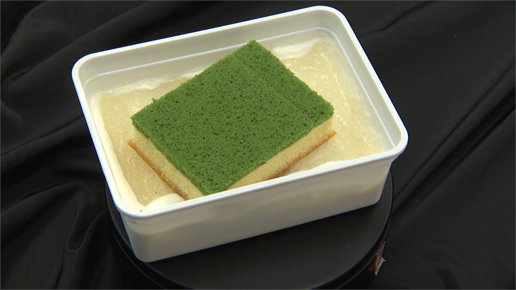 連鎖超市母親節推「菜瓜布蛋糕」　網友笑：求生欲呢？