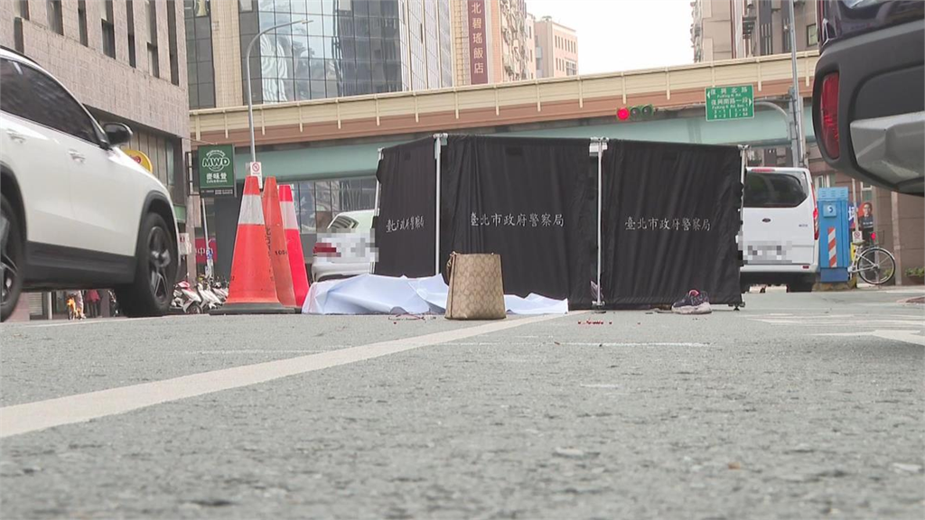 最新／涉輾斃69歲婦後逃逸　公車司機晚間20萬交保、限境海