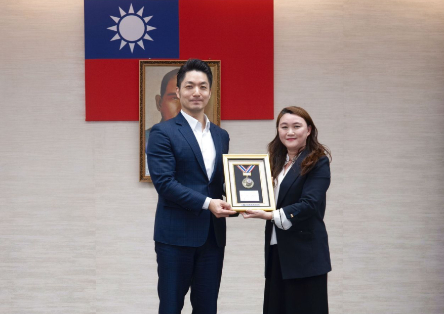 和安保代榮獲發明展金牌及國際特別獎 臺北市長蔣萬安接見表揚