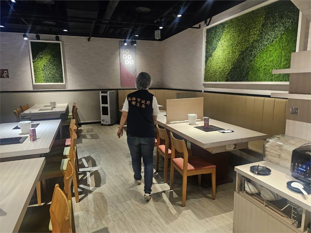 高雄火鍋店驚見「老鼠啃菜」　衛生局開罰了
