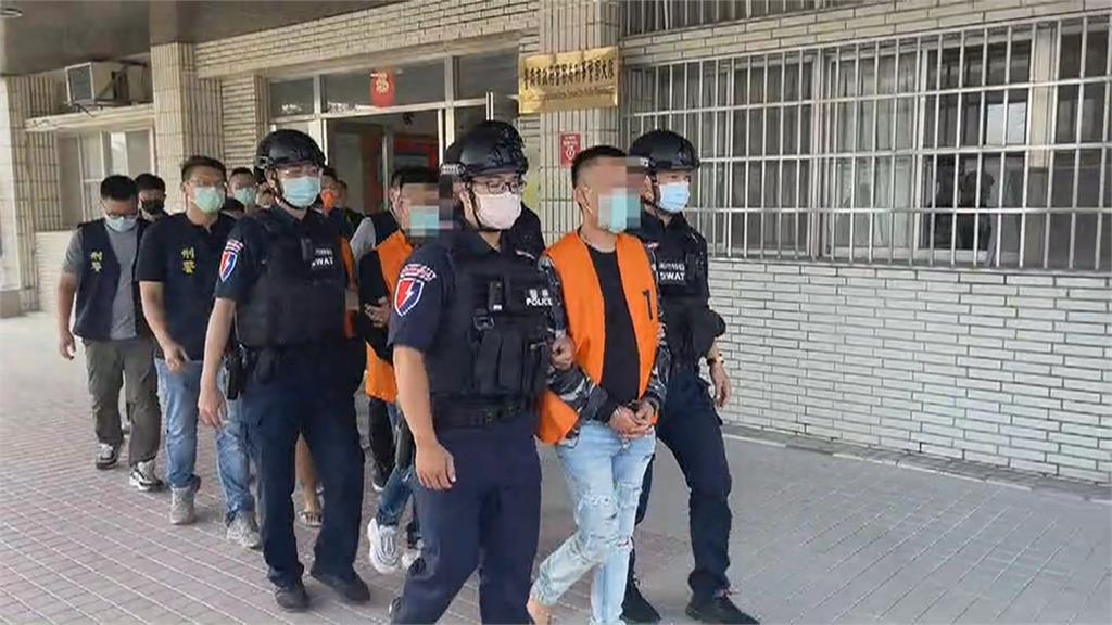 警攻堅明仁會台南分會逮11人 主嫌三度被逮順利羈押