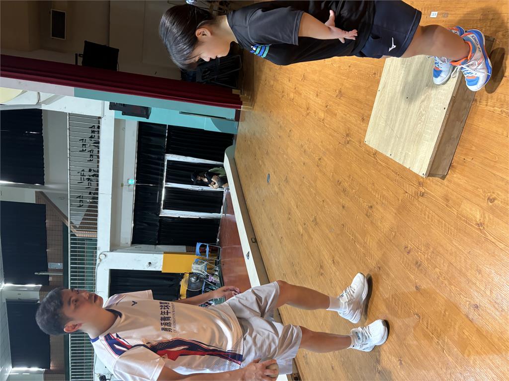 築夢舵手鄭竣逸 陪伴新北羽球身障選手走向國際舞臺