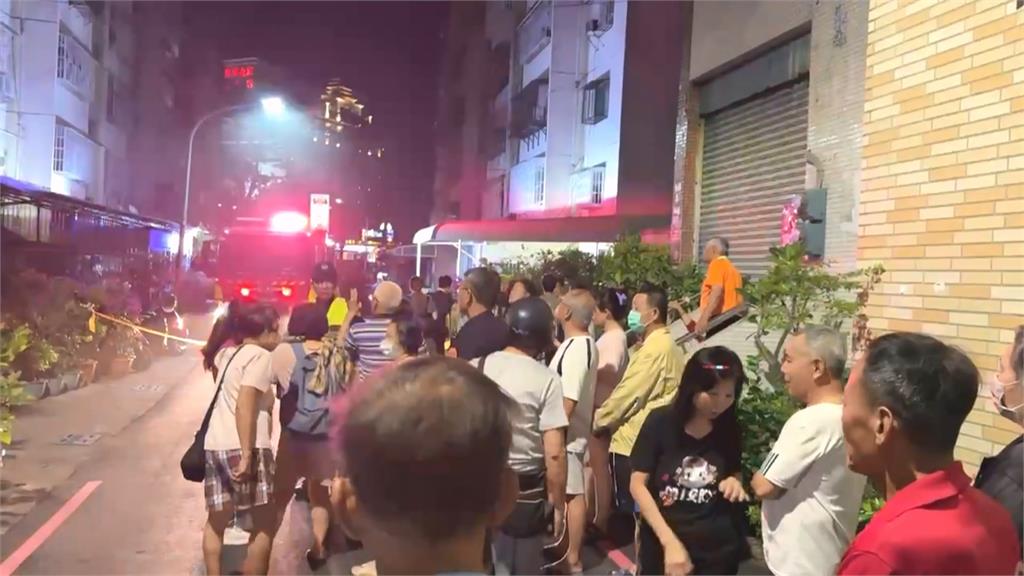 高雄公寓深夜火警 「2樓竄火煙」父子受困雙雙身亡