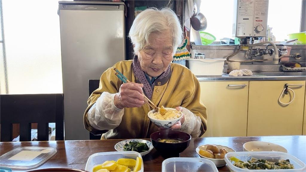 日本96歲「最強阿嬤」當YouTuber影片狂吸170萬點閱！她喊話拍到100歲