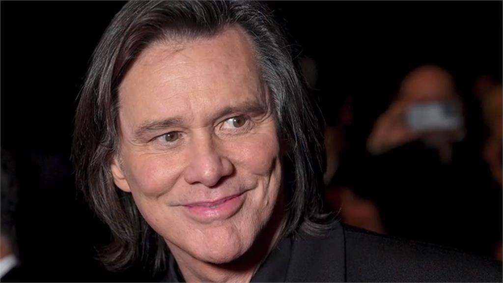 金凱瑞變「橡膠臉」？　網友謠傳遭複製人取代