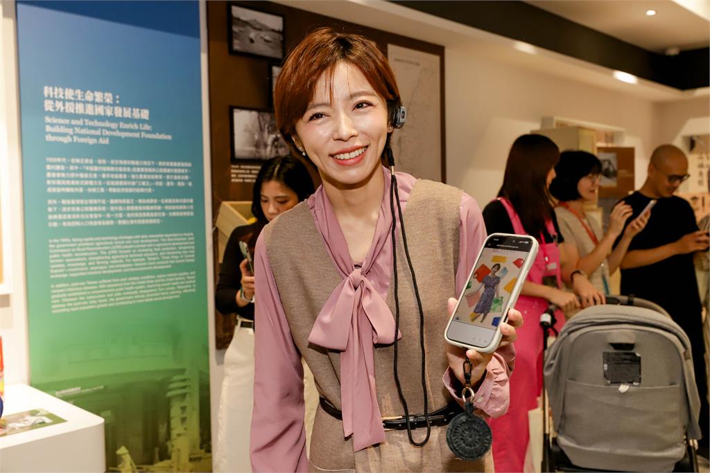 國家記憶「潮」起來！王瞳、宮美樂驚呼國家檔案館：「原來歷史好好玩 」