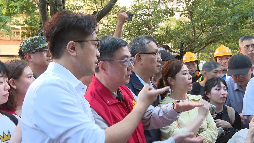 巴威來勢洶洶！　卓榮泰視察內湖金龍里　　對議員喊話：我也是來陳情的