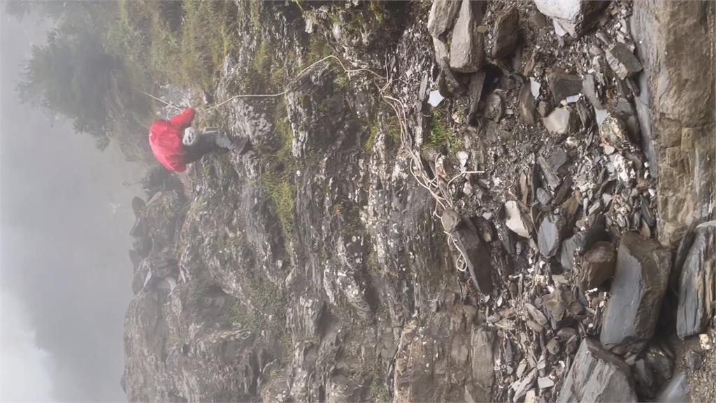 馬來西亞男攀登奇萊山迷路墜溪谷　幸手機有訊號獲救