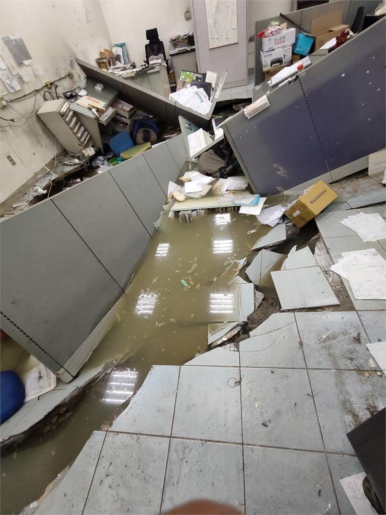 快新聞／市長已是沈伯洋了？北市民宅地層下陷蔣萬安慢「2小時」才關心