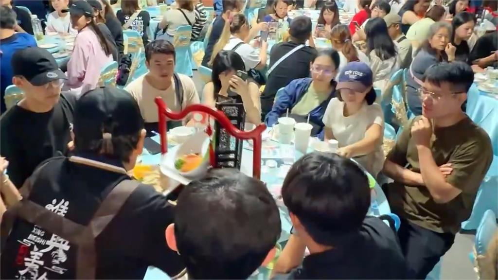 千人宴大翻車！　竹東懷舊辦桌　每人1千6　吃火鍋料+白油飯