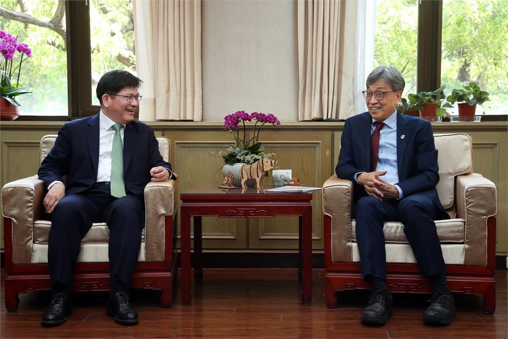 快新聞/不只農業部!今偕鄭英耀召開雙部長會議 林佳龍:為台灣與友邦培育人才