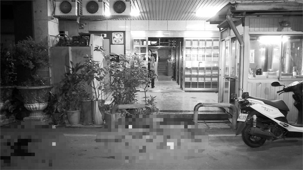爭搭計程車竟變喋血衝突！　1男掏出彈簧刀刺人
