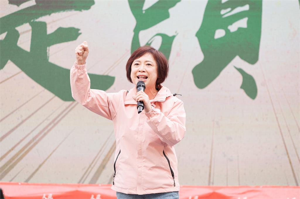 快新聞/綠台中首發宣講爆場!罷團擺攤衝連署 林右昌:台灣需要大家一起顧