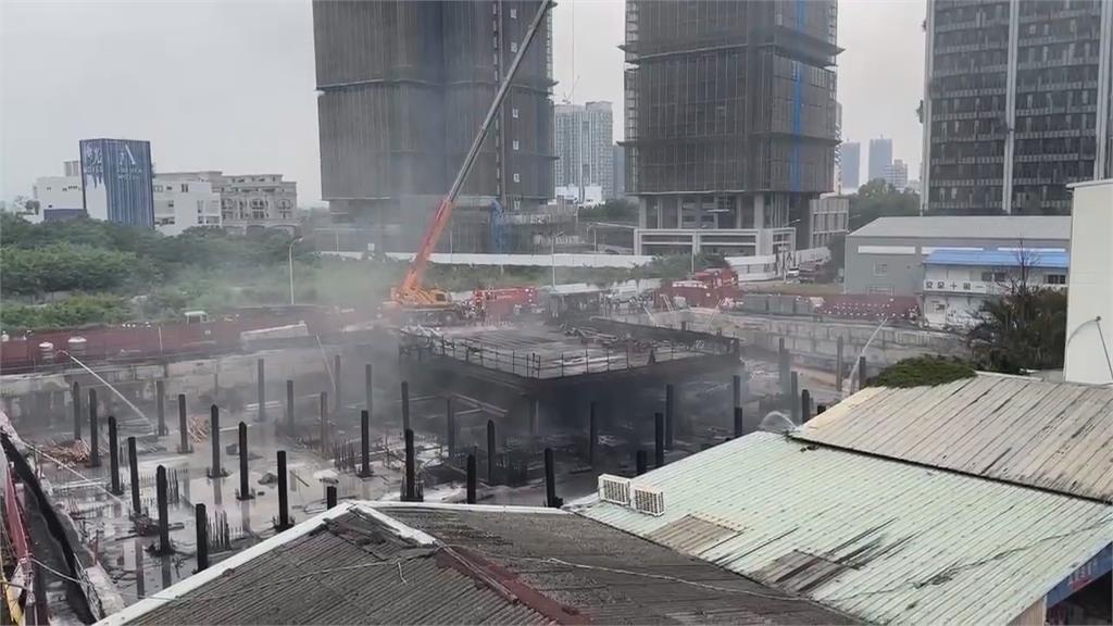 社宅工地狂燒14小時飄散惡臭　盧市府挨批「反應慢半拍」