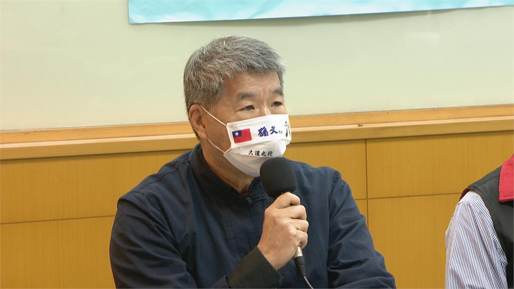 認了金主? 柯坦言與「鎢鋼大王」熟識多年