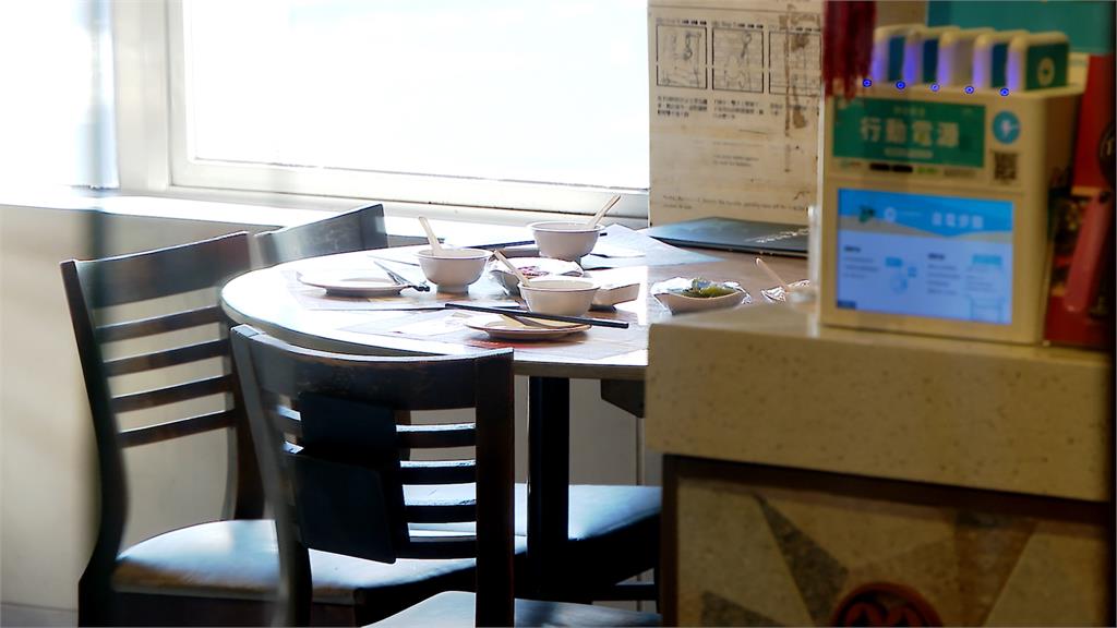 噁！東區港式餐廳吃到小強　業者致歉後竟問要不要「甜湯漱口」