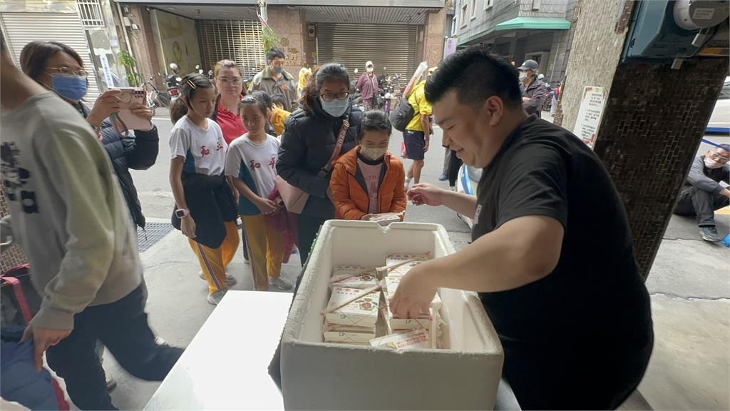 贏韓國就開心! 彰化爌肉飯名店超霸氣 免費送「2百多份」民眾瘋搶